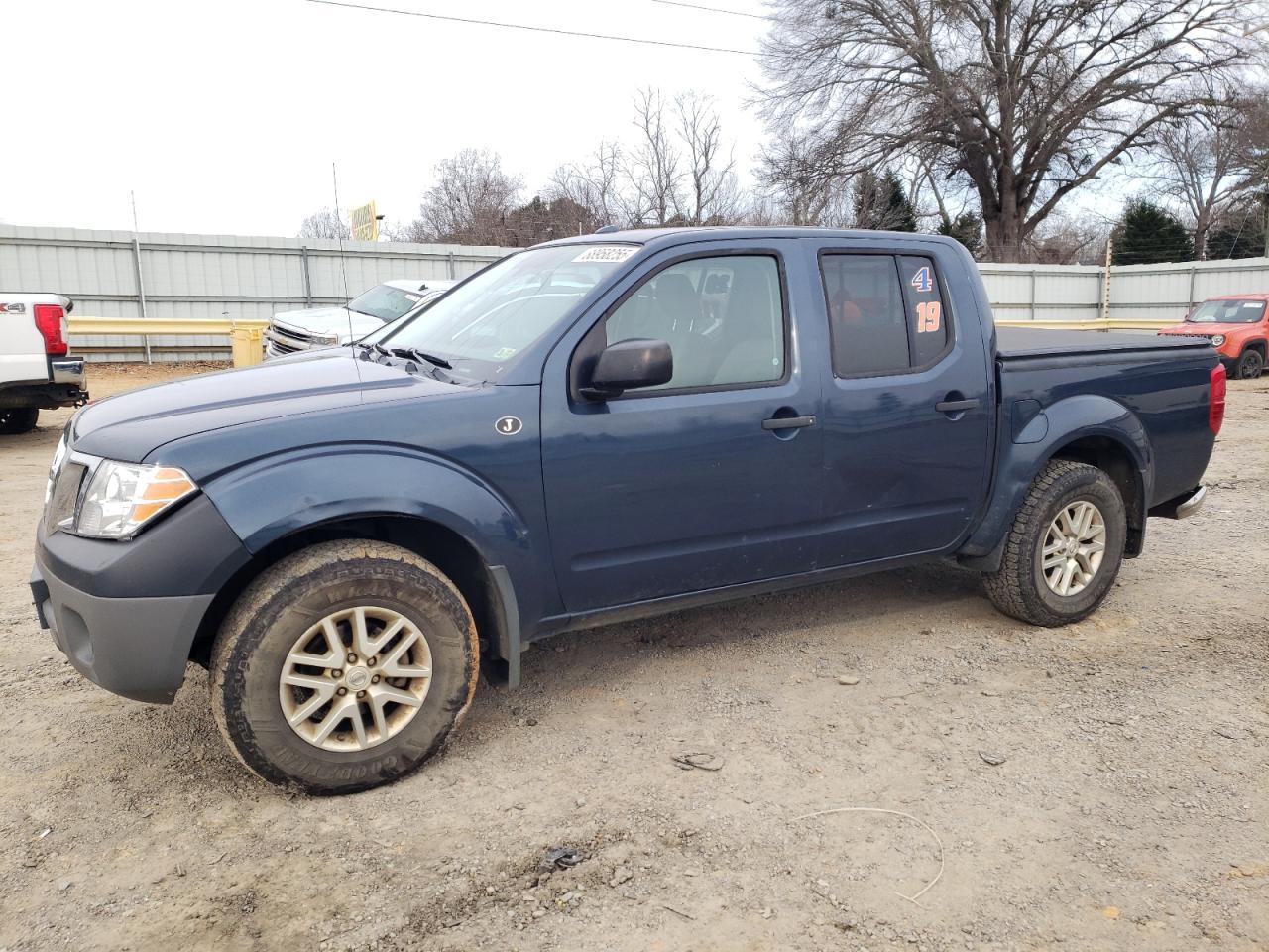 NISSAN FRONTIER S