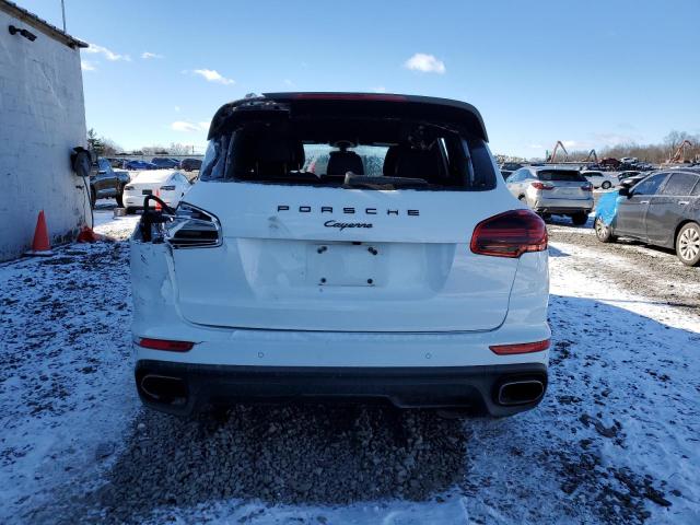 2016 PORSCHE CAYENNE - WP1AA2A28GKA11872