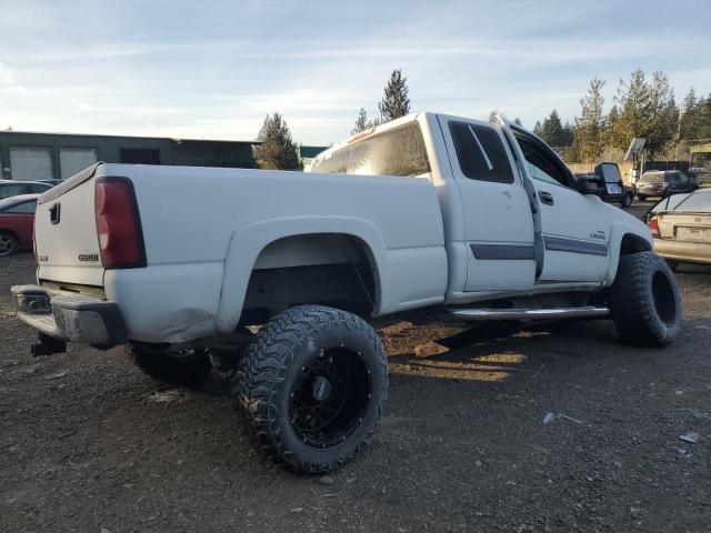 CHEVROLET SILVERADO 2003 white  diesel 1GCHK29143E359489 photo #4