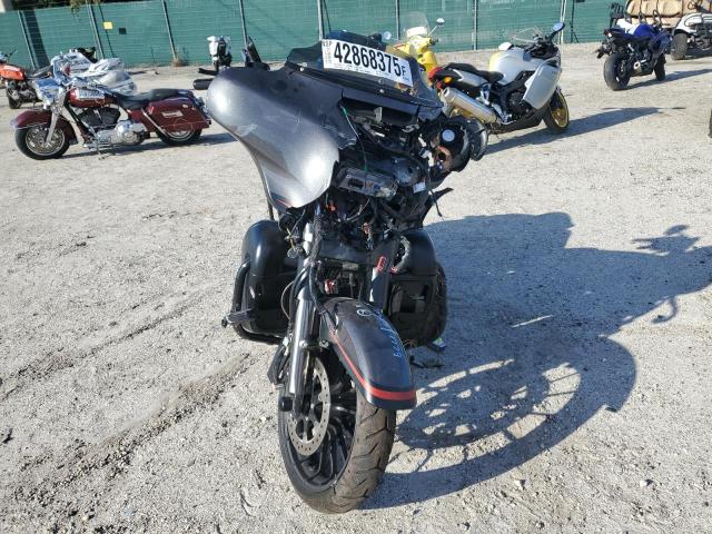 2018 HARLEY-DAVIDSON FLHXSE CVO 1HD1PXL14JB957779