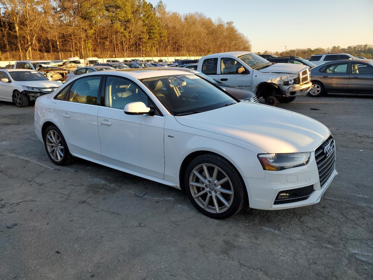 AUDI A4 PREMIUM