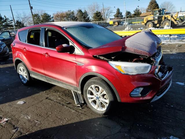 Vin: 1fmcu9gd0kua71317, lot: 43031385, ford escape se 20194