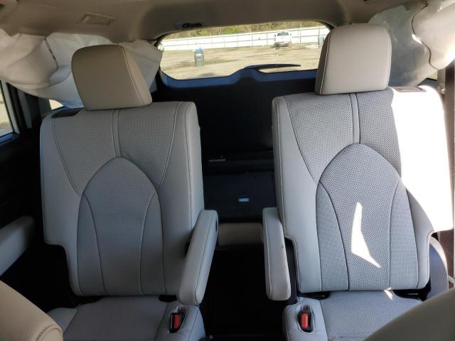2024 TOYOTA GRAND HIGH 5TDACAB56RS013971