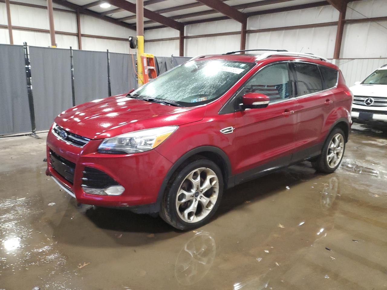  Salvage Ford Escape