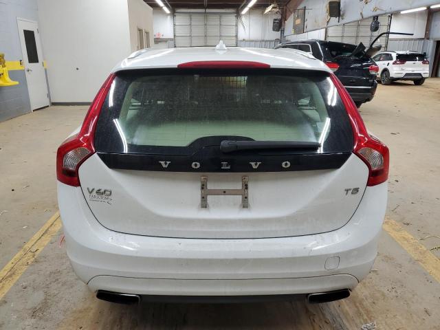 2015 VOLVO V60 PREMIE YV140MEB3F1207725