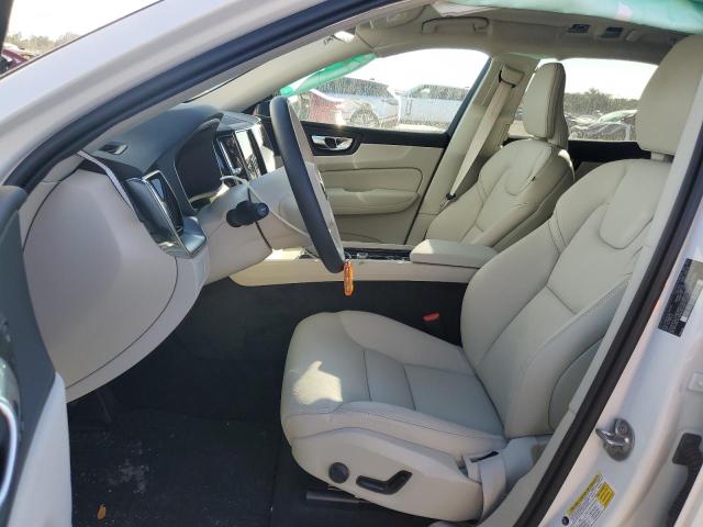 2025 VOLVO XC60 CORE YV4M12RJ9S1087235