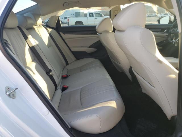 2018 HONDA ACCORD TOU - 1HGCV2F95JA052110