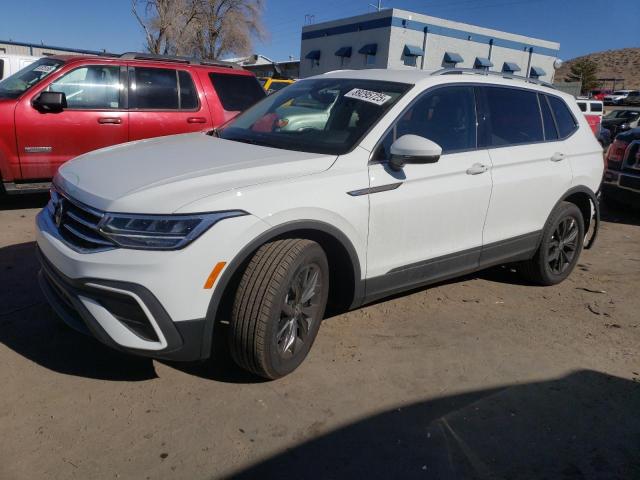 VOLKSWAGEN TIGUAN SE