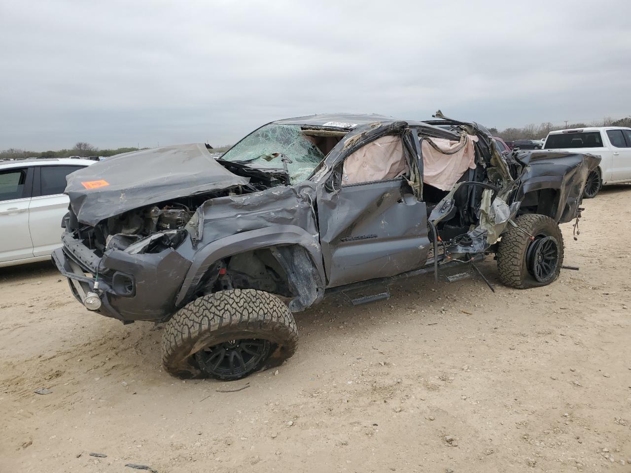 TOYOTA TACOMA DOUBLE CAB