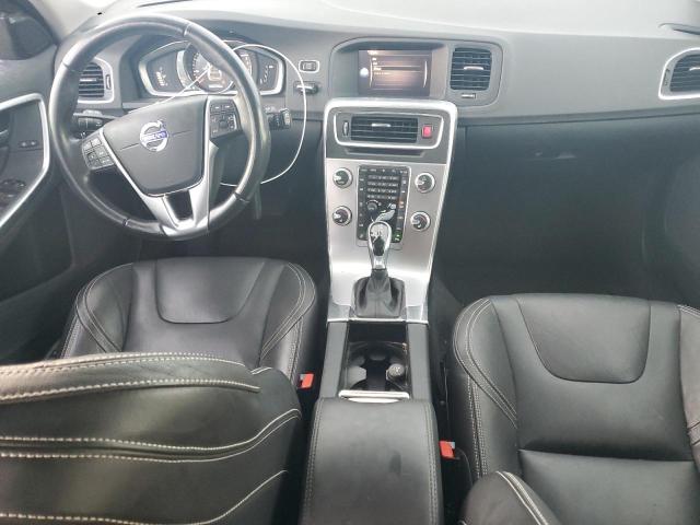 2018 VOLVO V60 T5 DYN YV140MELXJ2391007