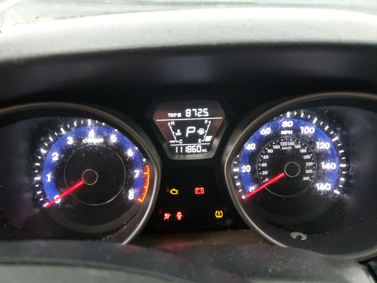 Lot #3318971985 2015 HYUNDAI ELANTRA SE