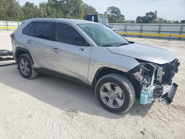 2025 TOYOTA RAV4 XLE JTMRWRFV5SJ064304