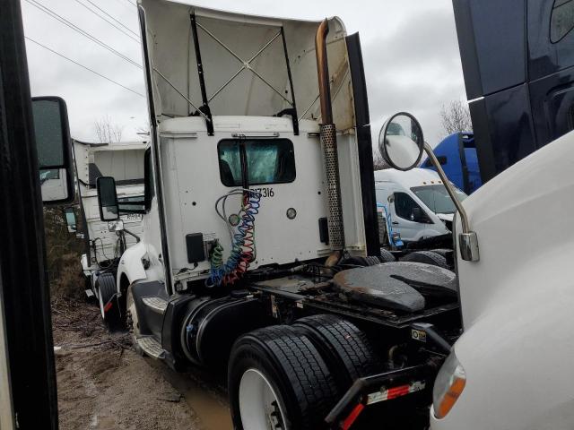 KENWORTH CONSTRUCTI 2016 white tractor diesel 1XKYA48X1GJ496587 photo #4