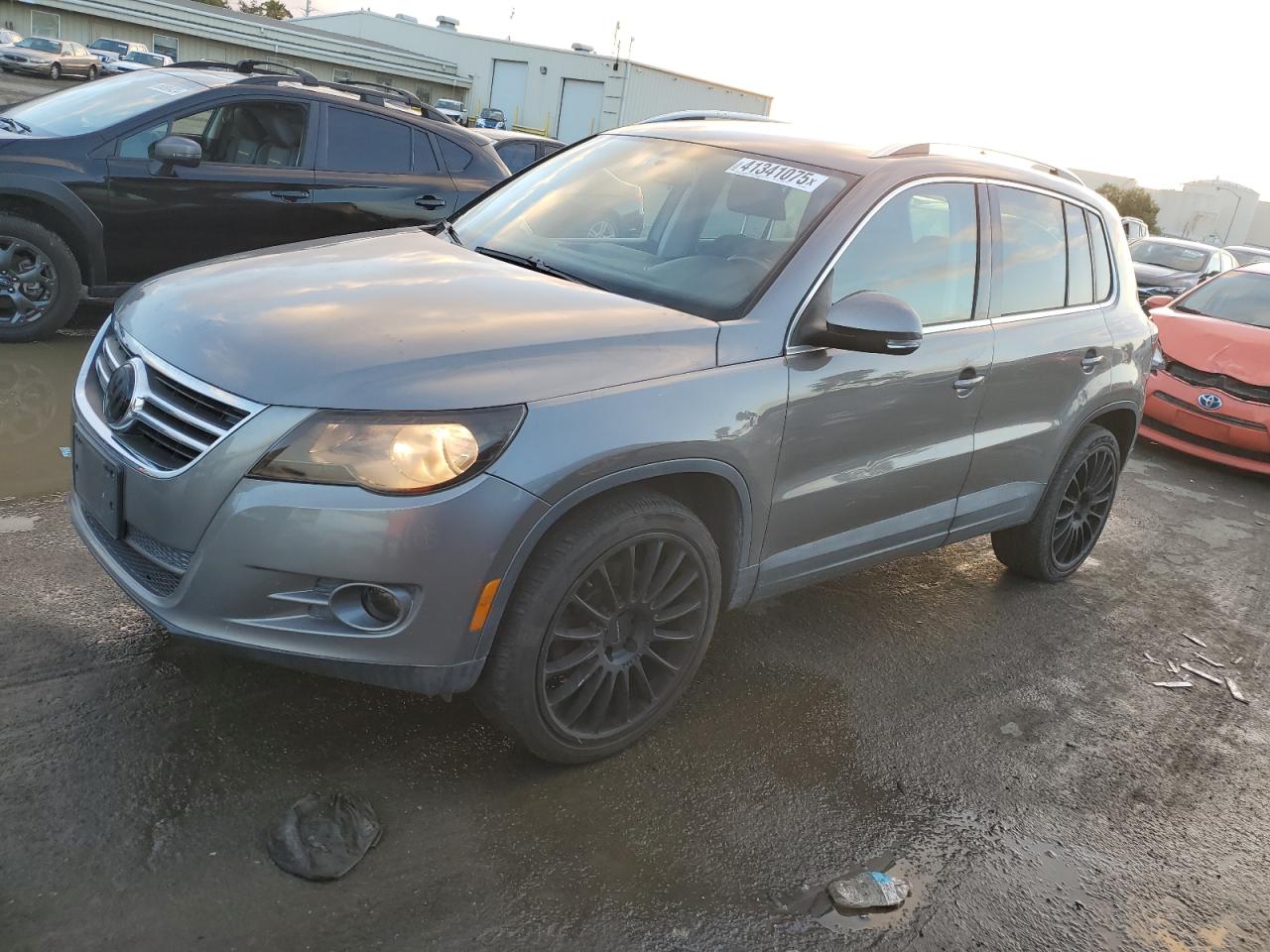  Salvage Volkswagen Tiguan