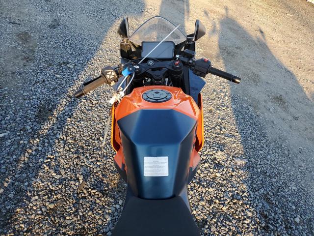2022 KTM 390 RC MD2JYJ402NC216896