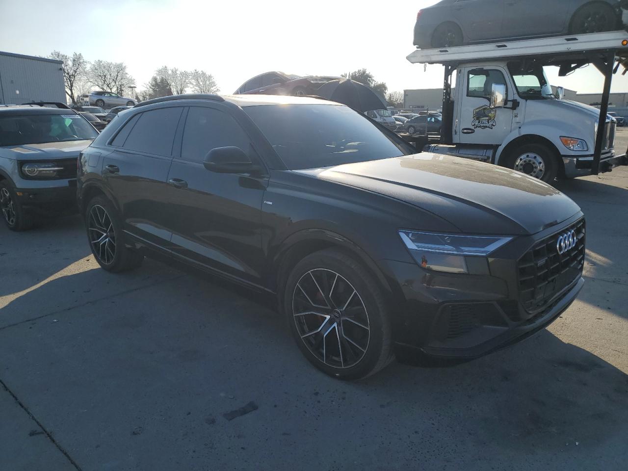 AUDI Q8 PREMIUM PLUS S-LINE
