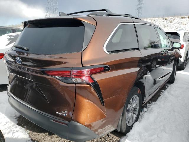 2022 TOYOTA SIENNA LE - 5TDKSKFC0NS059831