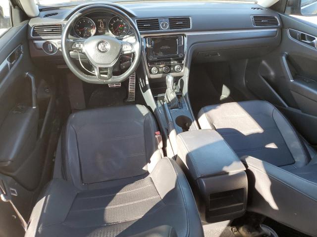2017 VOLKSWAGEN PASSAT R-L - 1VWDT7A35HC033948