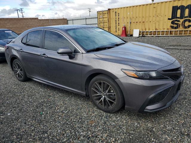 Vin: 4t1g11ak6nu056117, lot: 88157115, toyota camry se 20224