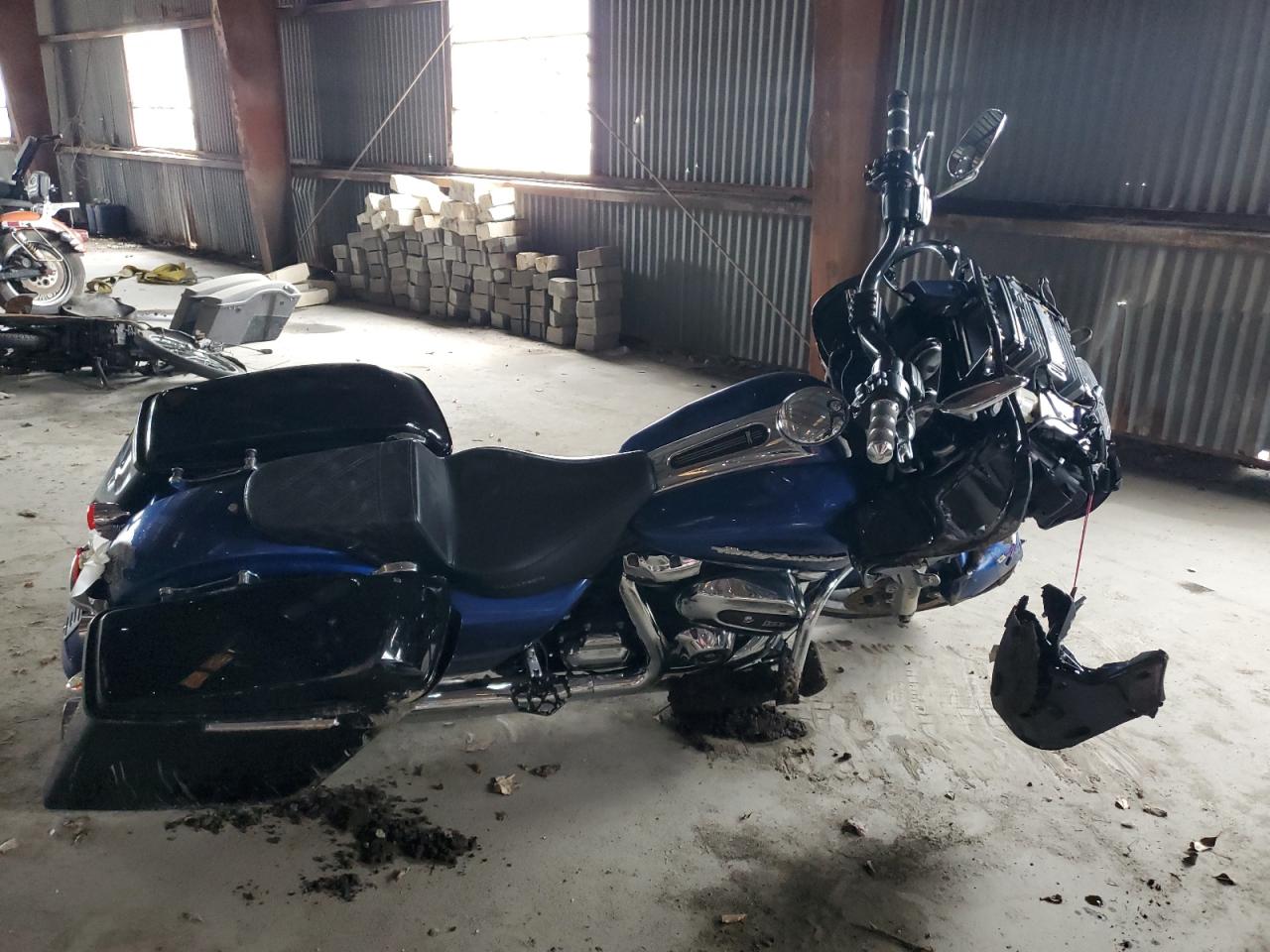 1HD1KTC11HB628961 HARLEY-DAVIDSON FLTRXS ROA 2017
