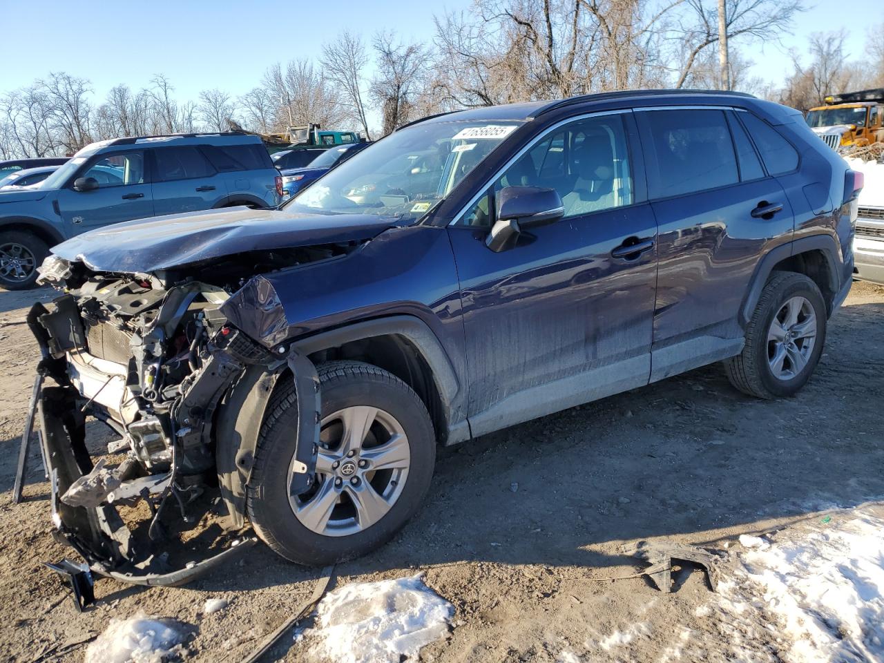 TOYOTA RAV4 XLE