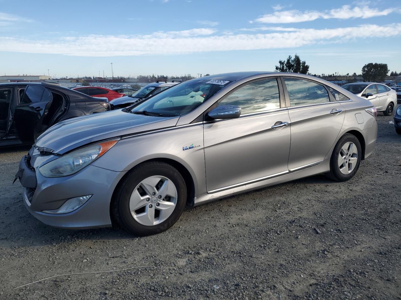  Salvage Hyundai SONATA