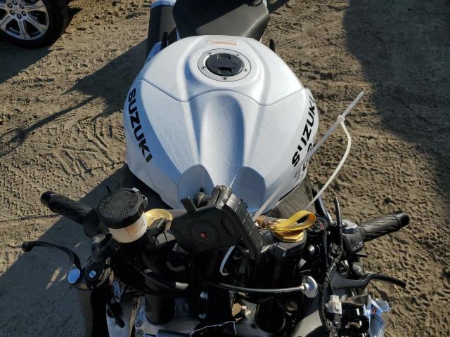 2023 SUZUKI GSX-R1000 JS1DM11F3P7100023