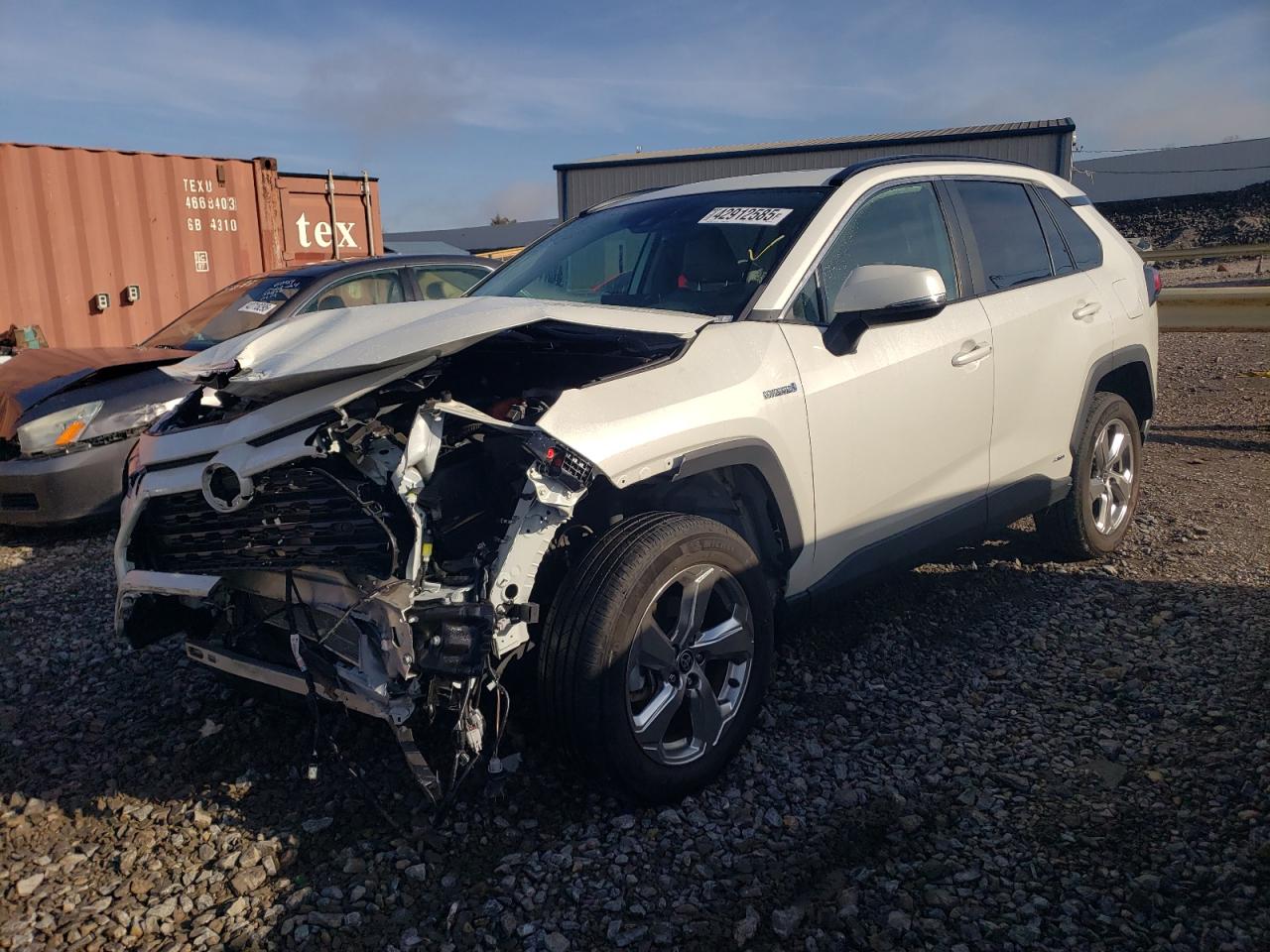 TOYOTA RAV4 XLE PREMIUM