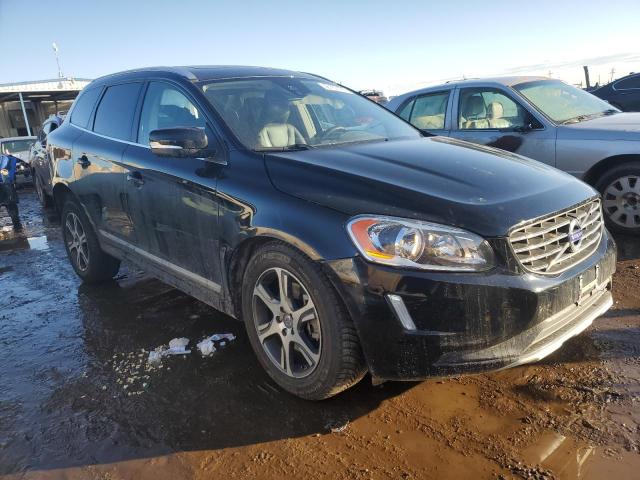 2015 VOLVO XC60 T6 PR - YV4902RC3F2599051