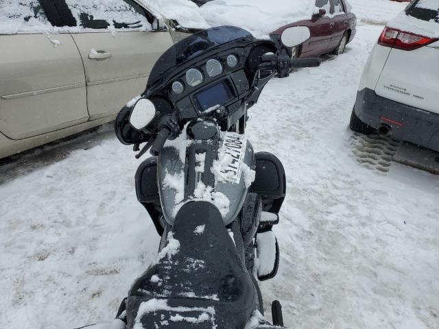 2021 HARLEY-DAVIDSON FLHTK 1HD1KEF18MB608174