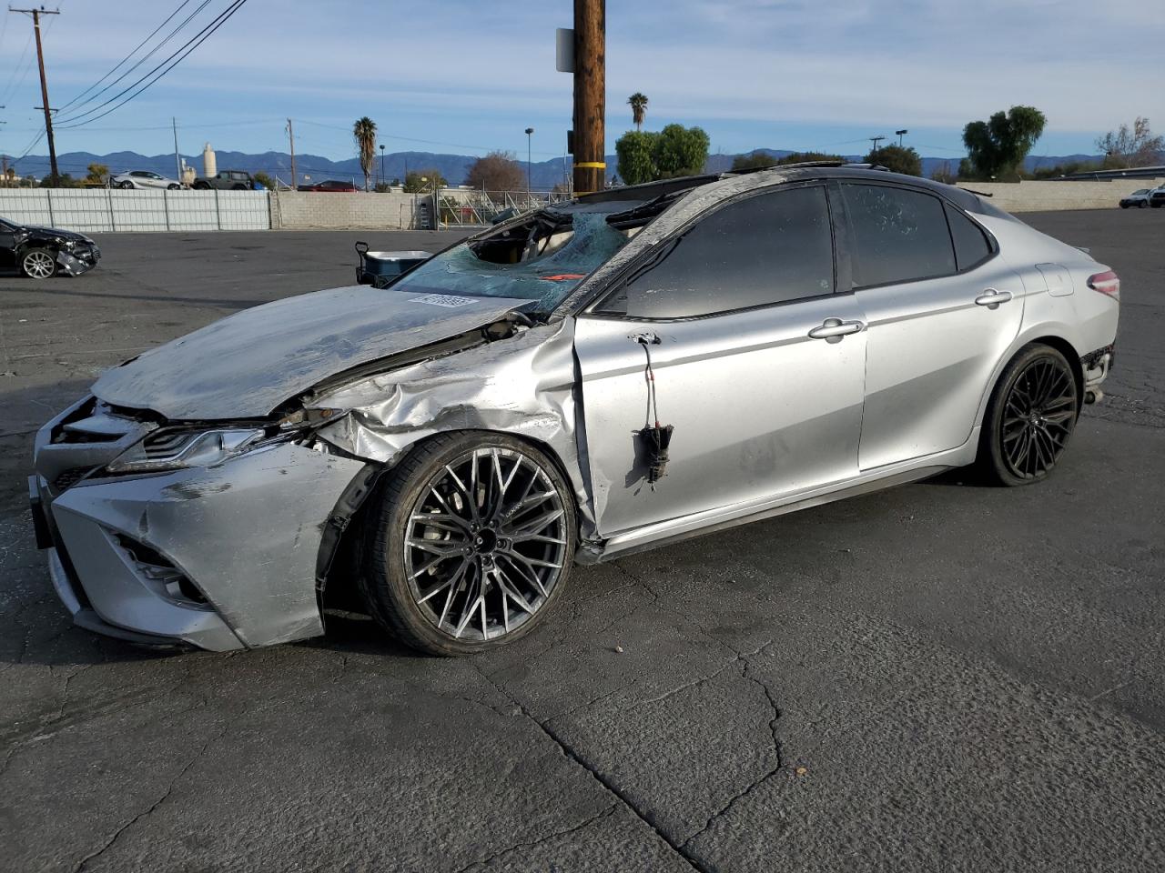  Salvage Toyota Camry