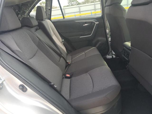 2025 TOYOTA RAV4 XLE JTMRWRFV5SJ064304