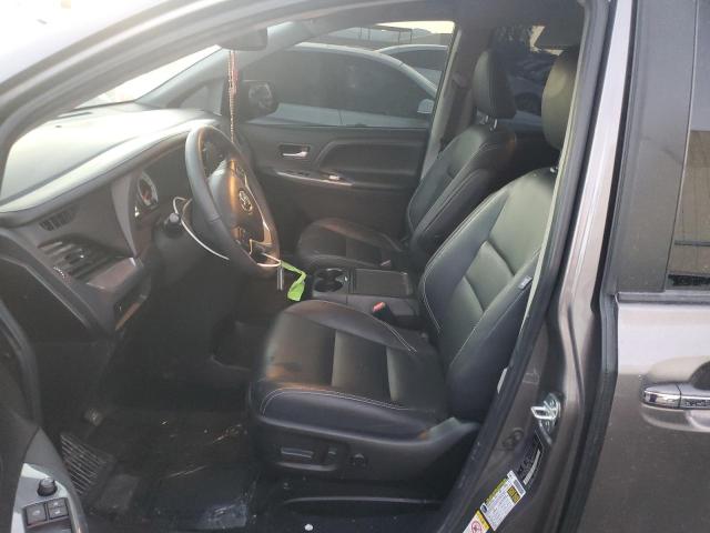 2018 TOYOTA SIENNA SE 5TDXZ3DC0JS942543