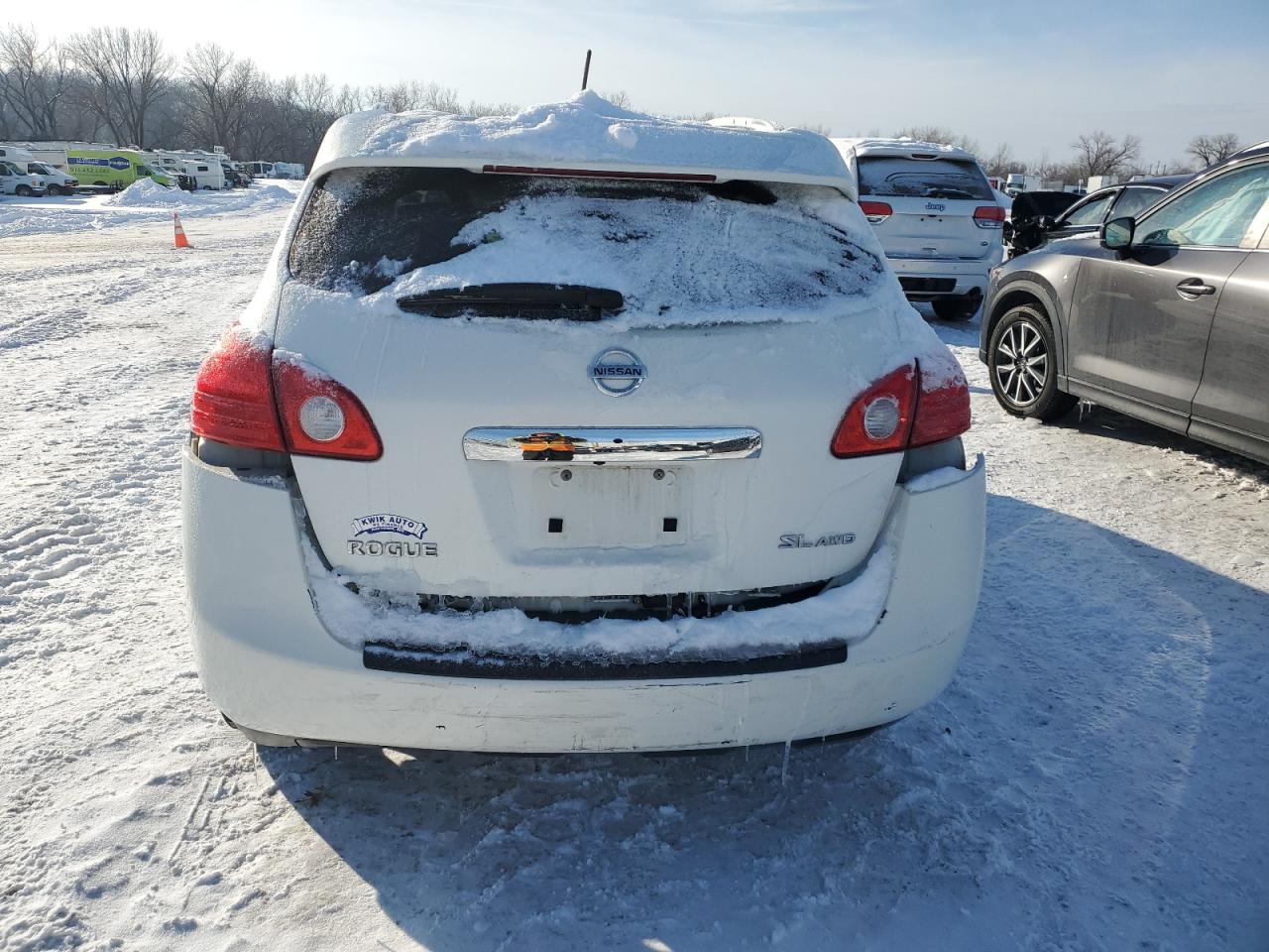 Nissan Rogue s 2012