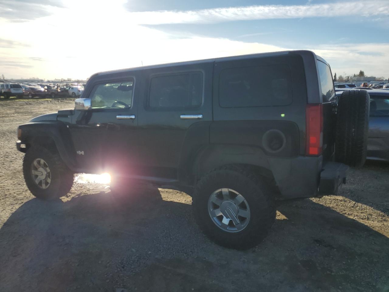 Lot #3050278929 2007 HUMMER H3