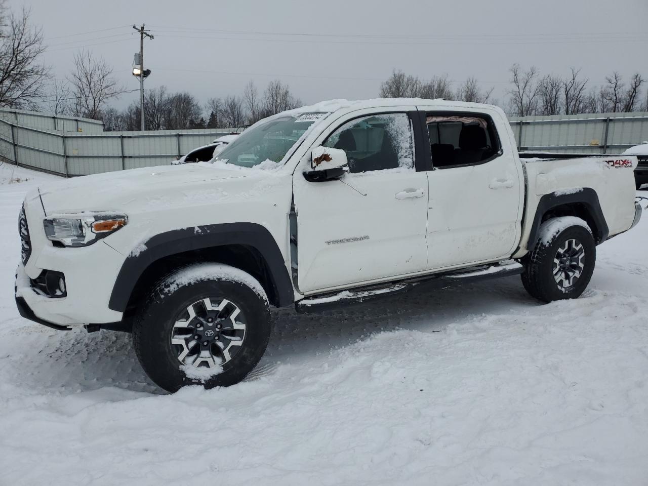  Salvage Toyota Tacoma