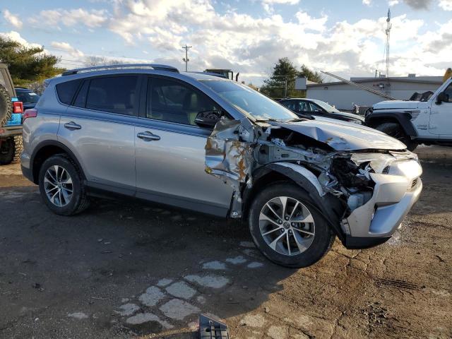 2018 TOYOTA RAV4 HV LE JTMRJREV5JD213498