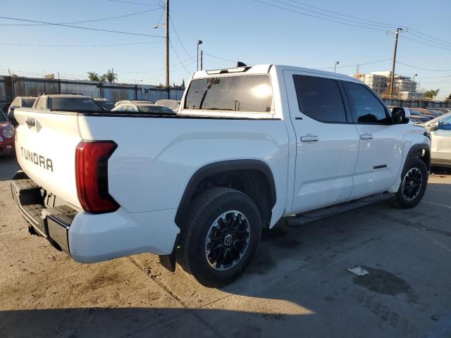 TOYOTA TUNDRA CRE 2022 white  Gasoline 5TFLA5AB0NX008542 photo #4