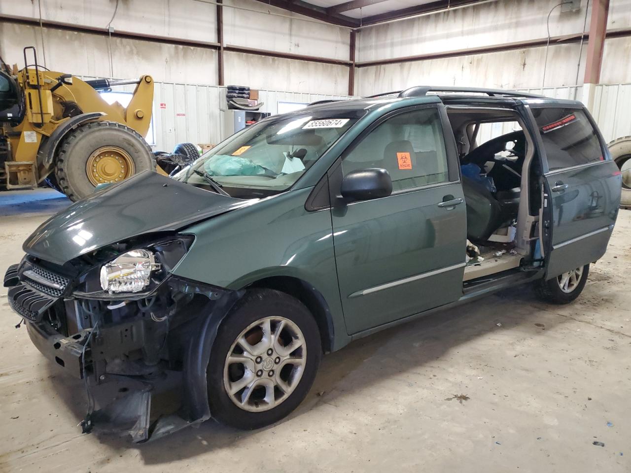  Salvage Toyota Sienna