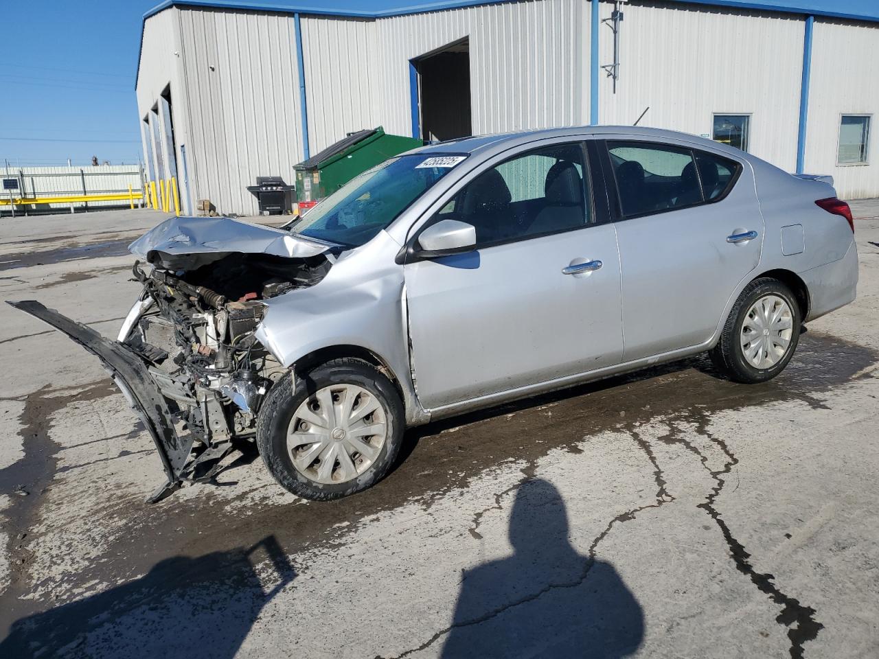 NISSAN VERSA S
