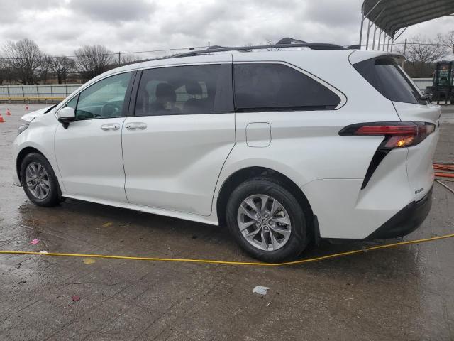 2022 TOYOTA SIENNA XLE 5TDYRKEC3NS135050