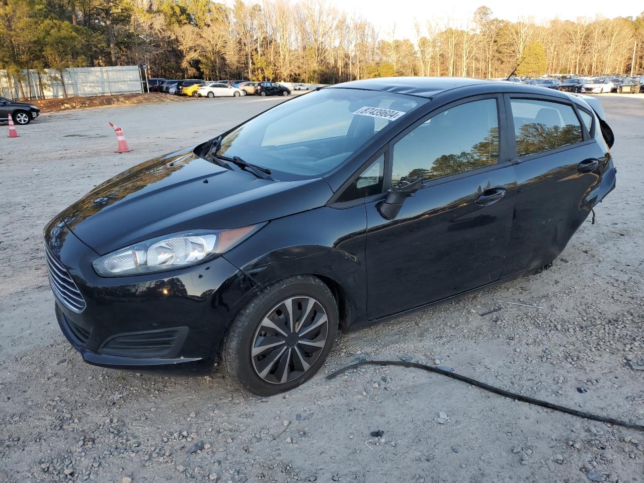  Salvage Ford Fiesta