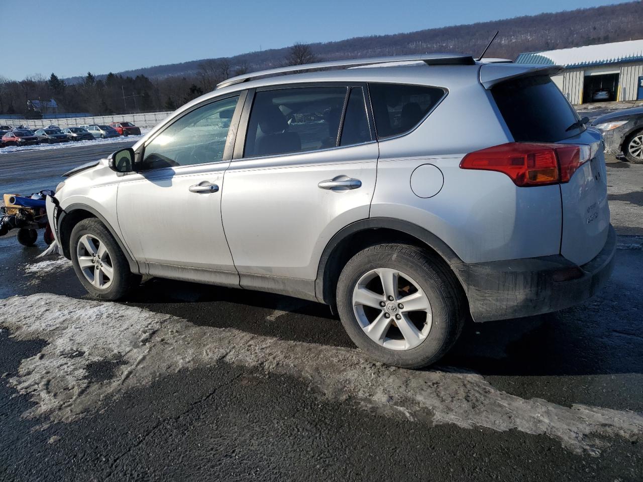 TOYOTA RAV4 XLE