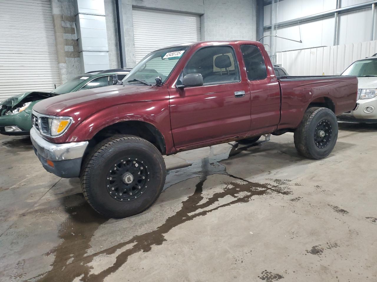  Salvage Toyota Tacoma