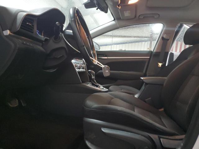 2020 HYUNDAI ELANTRA SE 5NPD84LFXLH521395