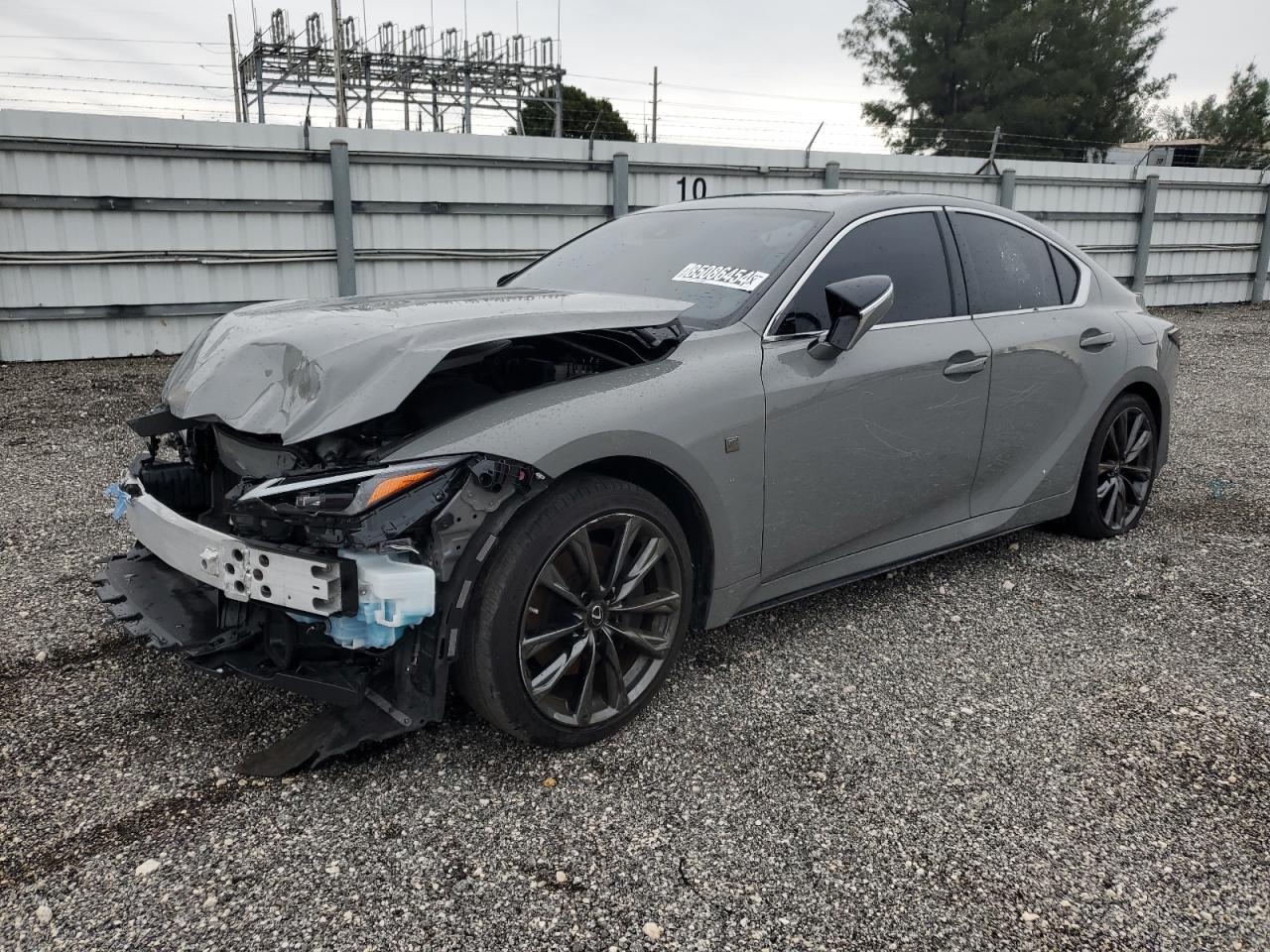 LEXUS IS 350 F SPORT DESIGN
