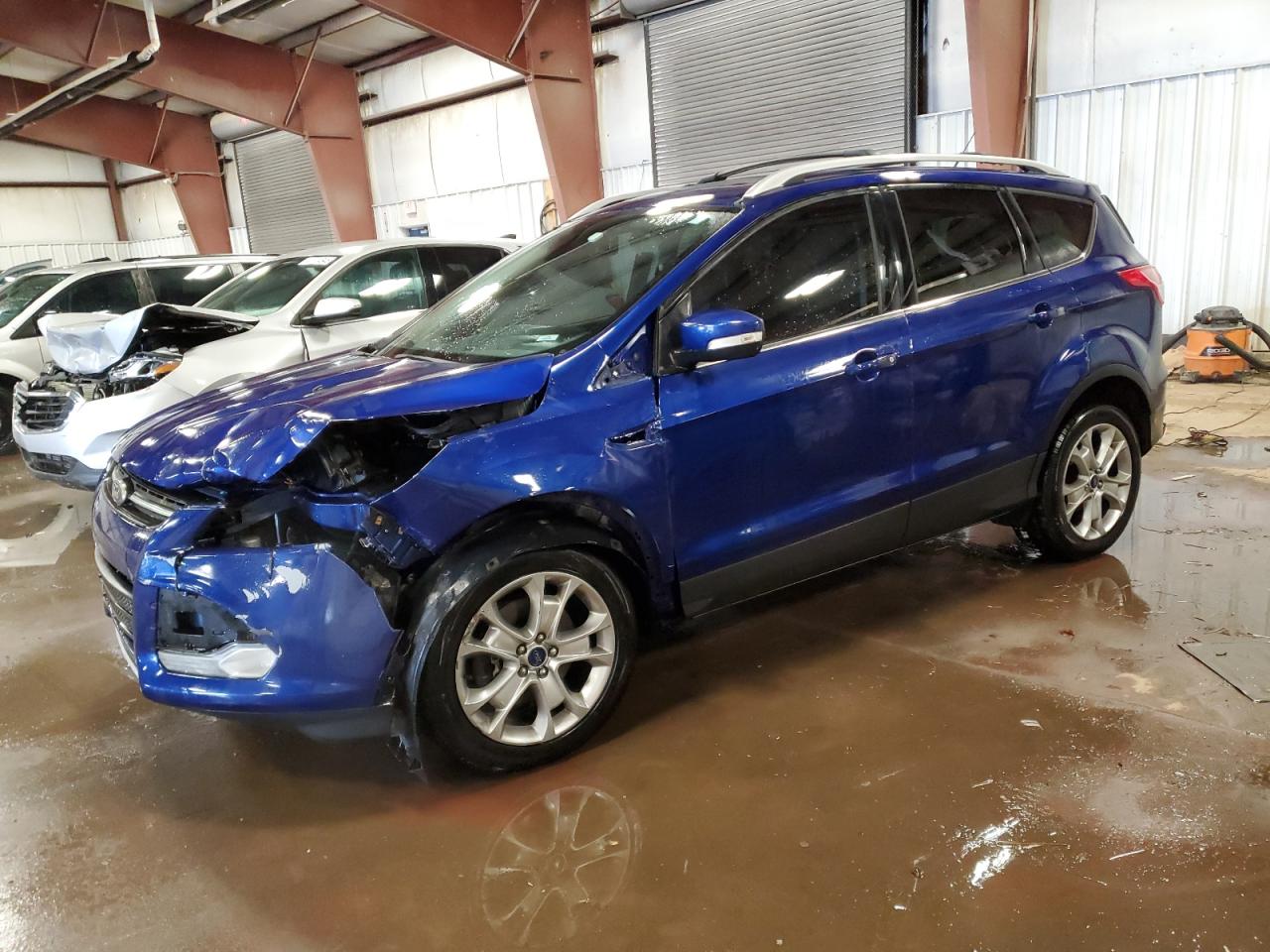  Salvage Ford Escape