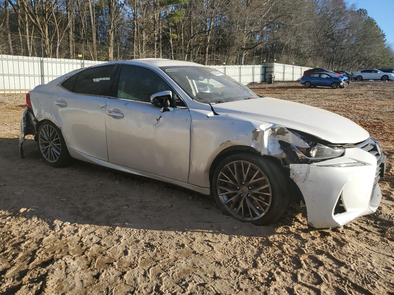 LEXUS IS 200T