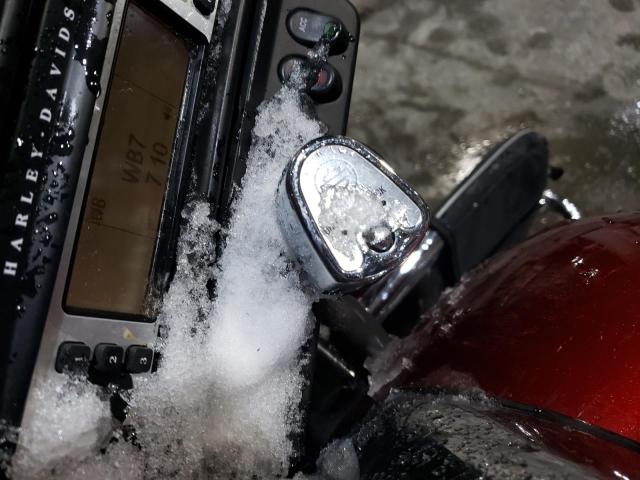 2009 HARLEY-DAVIDSON FLHX 1HD1KB4159Y624094