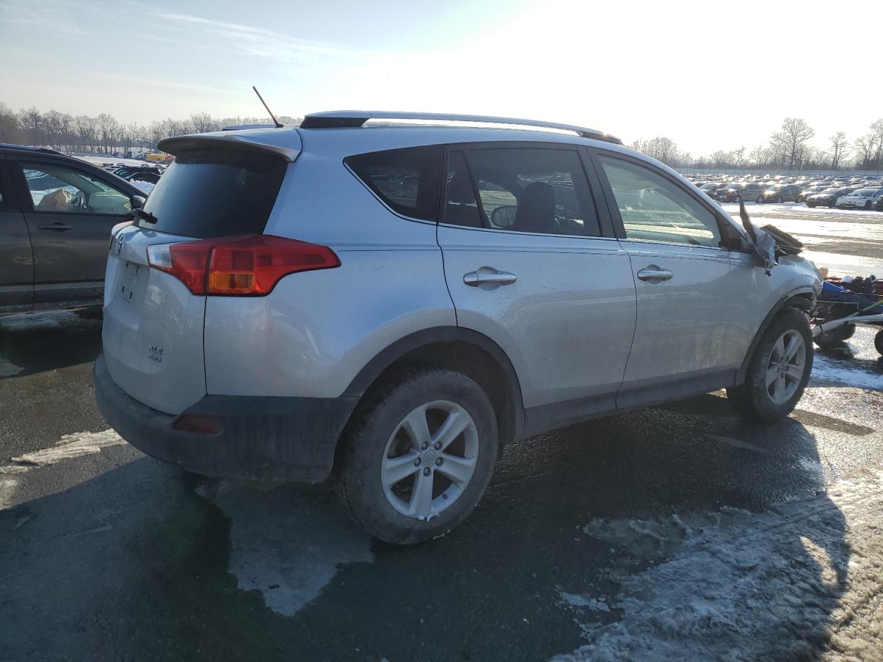 TOYOTA RAV4 XLE